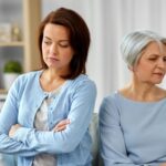 ۹ رفتار کسی که حقیقتاً از شما «خوشش نمیآید» ۹ رفتار کسی که حقیقتاً از شما «خوشش نمیآید»