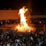 جشن سده چیست؟ |زمان، نحوه برگزاری و فلسفهٔ جشن باستانی سده