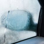 چند راهکار ساده برای رفع بخار شیشه خودرو در زمستان چند راهکار ساده برای رفع بخار شیشه خودرو در زمستان