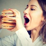 کمبود این ویتامین اشتهای شما را زیاد میکند کمبود این ویتامین اشتهای شما را زیاد میکند