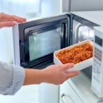 هرگز و هرگز این محصول را در مایکروفر قرار ندهید هرگز و هرگز این محصول را در مایکروفر قرار ندهید