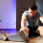 چرا همه افراد نمیتوانند انگشتان پای خود را لمس کنند؟ چرا همه افراد نمیتوانند انگشتان پای خود را لمس کنند؟