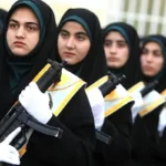 کارزار درخواست تصویب سربازی برای دختران جنجالی شد