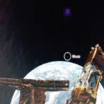 «شبح آبی» در راه رسیدن به ماه «شبح آبی» در راه رسیدن به ماه