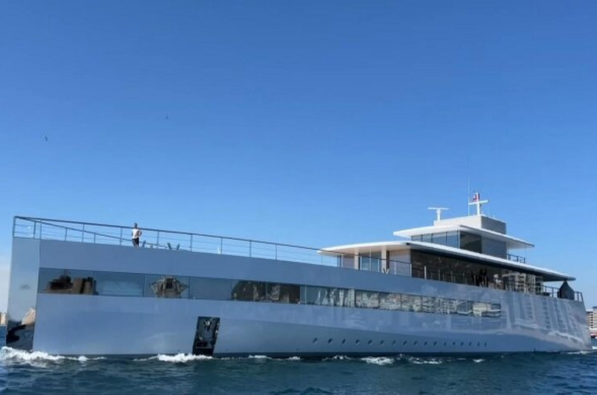 (تصویر) طراحی عجیب کشتی ۱۲۰ میلیون دلاری استیو جابز؛ وسواس خالق آیفون!