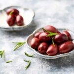 تهیه غذا با زیتون، 2 غذای خاص و خوشمزه با زیتون  • مجله تصویر زندگی