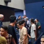 حضور احمدینژاد در اکران فیلم بچه مردم حضور احمدینژاد در اکران فیلم بچه مردم