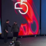 تقدیر از شفیعی کدکنی با همراهی همایون شجریان در جشنواره 25 تقدیر از شفیعی کدکنی با همراهی همایون شجریان در جشنواره 25