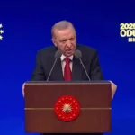 اردوغان: ما وارثان ابن سینا و لقمان حکیم هستیم اردوغان: ما وارثان ابن سینا و لقمان حکیم هستیم