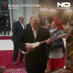 پوتین نوازنده شد! پوتین نوازنده شد!