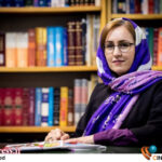 نوشتن برای «نوجوان» نیازمند شناخت عمیق از زبان و دغدغه‌های پیچیده این سن است/ «نوجوان‌ها» اغلب از طریق «فیلم» و «سریال» به «کتاب» راه پیدا می‌کنند/ «سینما» ویترین »کتاب» است