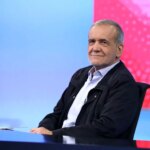 کنایه تند فلاحت‌پیشه به حلقه نزدیکان پزشکیان: نمی‌گذارند تصمیم بگیرد!