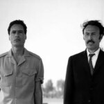 «قذافی» و رئیس جمهور بلغارستان در حال استراحت روی فرش ایرانی؛ سال 1363 «قذافی» و رئیس جمهور بلغارستان در حال استراحت روی فرش ایرانی؛ سال 1363