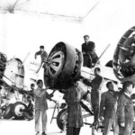 سال ۱۳۰۷/ درخواست زن ایرانی از خلبان آمریکایی برای سفر به دور دنیا