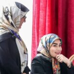 چهره خندان همسر عباس  عراقچی در بازارچه