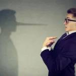 جاسوس سابق سازمان سیا روش ساده‌ای برای تشخیص دروغ گفتن دیگران فاش کرد