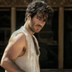 نگاهی به نقش «رحیم نجار» با بازی نوید پورفرج؛ قطب جذاب سریال «بامداد خمار»