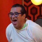 ادب از که آموختی؟ از خداداد عزیزی! ادب از که آموختی؟ از خداداد عزیزی!