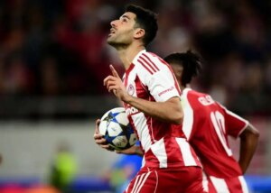 تاثیر حملات زهردار طارمی در خط آتش المپیاکوس تاثیر حملات زهردار طارمی در خط آتش المپیاکوس