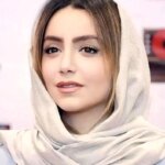 تیپ متفاوت نازنین بیاتی در نمایشگاه «چهارسوی خیال» تیپ متفاوت نازنین بیاتی در نمایشگاه «چهارسوی خیال»