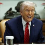 ترامپ: تماس تلفنی بسیار مفیدی با پوتین داشتم