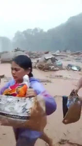 فاجعه سیلاب اندونزی/ بیش از ۹۰۰ نفر جان باختند فاجعه سیلاب اندونزی/ بیش از ۹۰۰ نفر جان باختند
