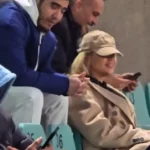 ببینید؛ همسر اوستون اورونوف تماشاچی ویژه بازی پرسپولیس-پیکان ببینید؛ همسر اوستون اورونوف تماشاچی ویژه بازی پرسپولیس-پیکان