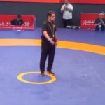 ببینید؛ هجوم جیمی جامپ به سمت حسن یزدانی ببینید؛ هجوم جیمی جامپ به سمت حسن یزدانی