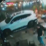 حمله با خودرو به داخل رستوران یک کشته و یک زخمی بر جای گذاشت حمله با خودرو به داخل رستوران یک کشته و یک زخمی بر جای گذاشت