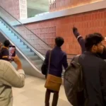 حادثه عجیب روی پلهبرقی دانشگاه بنگلادش حادثه عجیب روی پلهبرقی دانشگاه بنگلادش