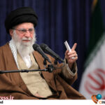 نباید رسانه داخل کشور حرف غربی‌ها را تکرار و برجسته کند/ باید نگاه عمیق و کارسازِ اسلام در داخل و مجامع جهانی مطرح و بزرگ شود