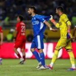 چرا مربی پرسپولیس پیراهن آدان را گرفت؟ چرا مربی پرسپولیس پیراهن آدان را گرفت؟