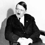 «آدولف هیتلر» در زندان لاندسبرگ؛ سال 1301 «آدولف هیتلر» در زندان لاندسبرگ؛ سال 1301