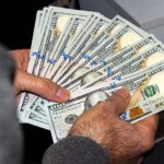 فارس: دولت فرایند تک‌نرخی کردن ارز را کلید زد