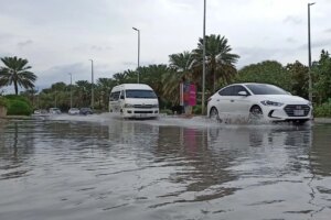 بارانِ ۲ سالِ کیش در ۲ روز آمد! بارانِ ۲ سالِ کیش در ۲ روز آمد!
