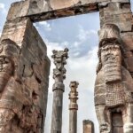 هنرمندان عازم تخت جمشید شدند هنرمندان عازم تخت جمشید شدند