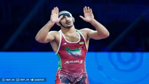 پاداش طلای جهانی به سهرابی اهدا شد؛ چهار میلیارد و دویست میلیون تومان پاداش طلای جهانی به سهرابی اهدا شد؛ چهار میلیارد و دویست میلیون تومان