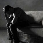 چرا داستان‌های درد و رنج افراد معروف برای ما جذاب هستند؟