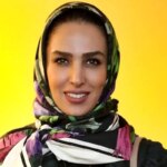 تیپ هنری «سوگل طهماسبی» در رونمایی از یک کتاب تیپ هنری «سوگل طهماسبی» در رونمایی از یک کتاب