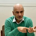 فرشاد مومنی در بیمارستان بستری شد