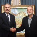 دیدار وزیر خارجه ترکیه با علی لاریجانی