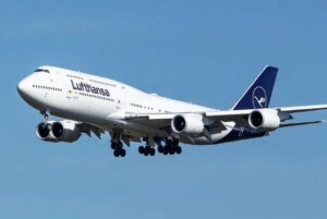 لوفتهانزا انتقال سلاح به سرزمینهای اشغالی را متوقف کرد لوفتهانزا انتقال سلاح به سرزمینهای اشغالی را متوقف کرد