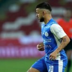 تصویر؛ کیک تولد مهدی قایدی با عبارت همسر، پدر تصویر؛ کیک تولد مهدی قایدی با عبارت همسر، پدر