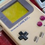 ۸ گجت تکنولوژی قدیمی که فروش آن‌ها شما را میلیاردر می‌کند