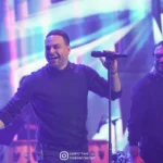 لحظه خواستگاری سیامک عباسی از یک دختر در حین اجرای زنده + ویدیو لحظه خواستگاری سیامک عباسی از یک دختر در حین اجرای زنده + ویدیو