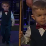 جوان‌ترین نابغه اسنوکر جهان؛ کودک ۲ ساله‌ای که مثل حرفه‌ای‌ها بازی می‌کند + ویدیو