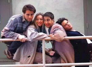 عکسهای کمیاب از پشت صحنه سریال فرندز 35 سال پیش عکسهای کمیاب از پشت صحنه سریال فرندز 35 سال پیش