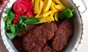 هفت راز طلایی برای پخت کتلت ترد و حرفهای هفت راز طلایی برای پخت کتلت ترد و حرفهای