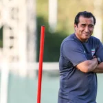 کاش صداوسیما خداداد عزیزی را بهجای پخش زنده قرعهکشی جام جهانی سانسور میکرد کاش صداوسیما خداداد عزیزی را بهجای پخش زنده قرعهکشی جام جهانی سانسور میکرد