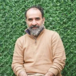 آخرین وضعیت رضا امیرخانی پس از سانحه سقوط با پاراگلایدر +  ویدیو